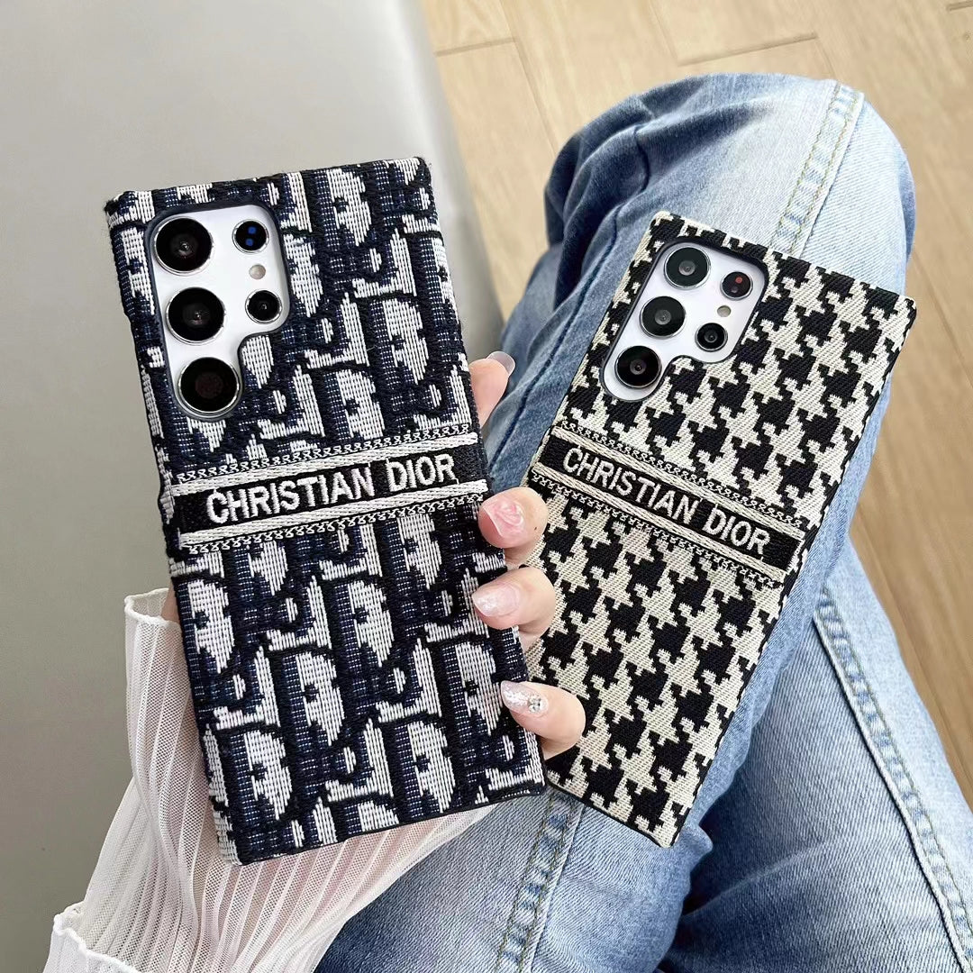 Best Phone Case – Luxury Monogram & Houndstooth Design