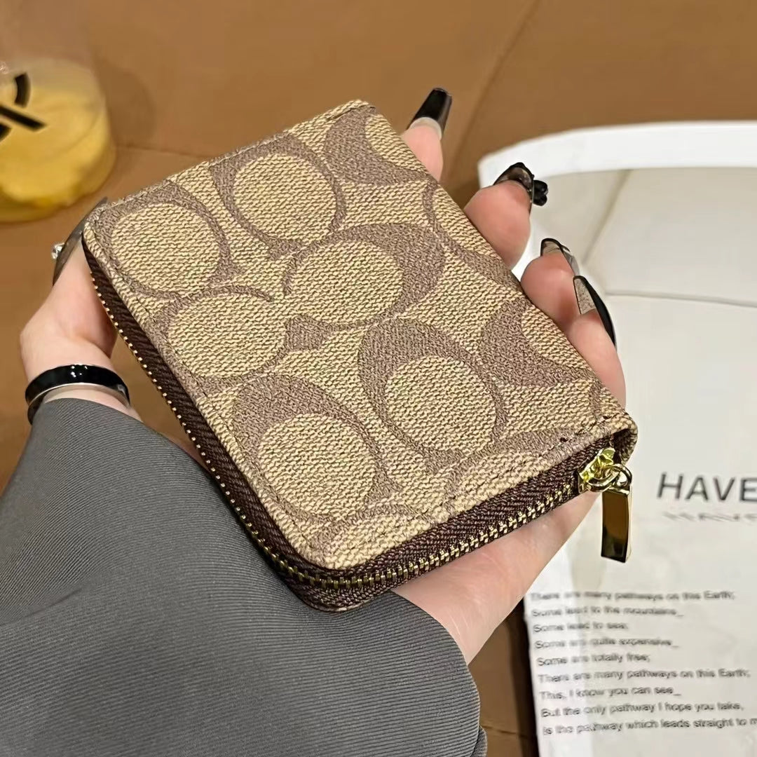 Compact Wallet ID Card Holder – Timeless Elegance