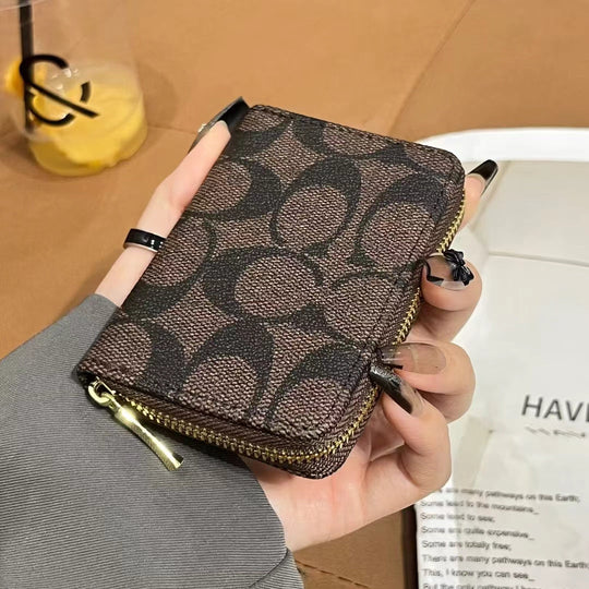 Compact Wallet ID Card Holder – Timeless Elegance