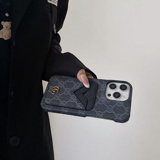 Chic Phone Case With MagSafe Card Holder