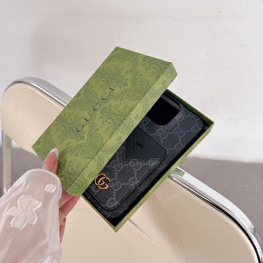 Chic Phone Case With MagSafe Card Holder
