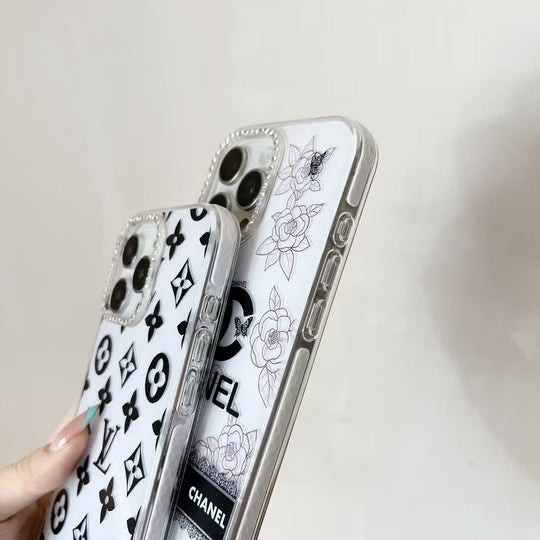 IPhone 16 Pro Max Case With Hand Chain