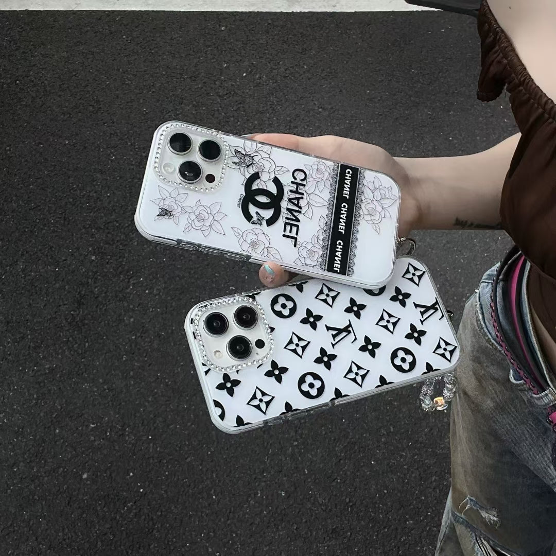 IPhone 16 Pro Max Case With Hand Chain