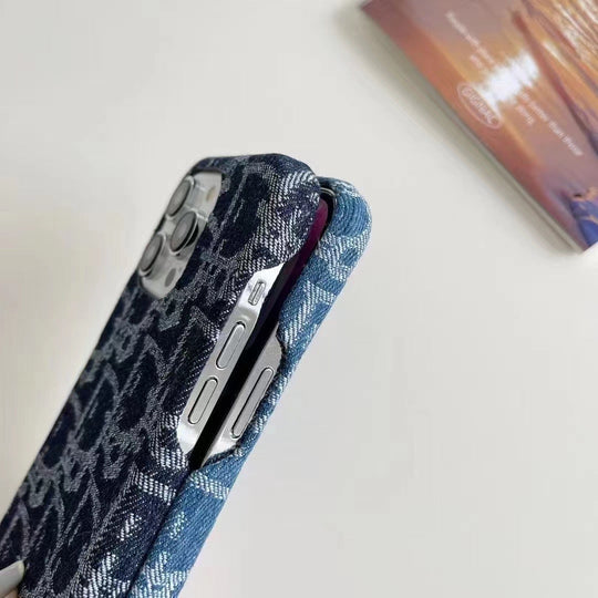 Luxury Denim-Phone Case – Stylish & Durable Design