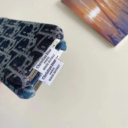 Luxury Denim-Phone Case – Stylish & Durable Design