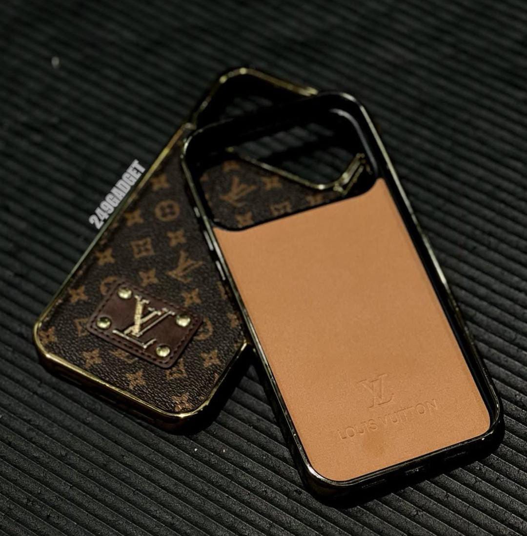 Luxury Phone Case for iPhone 17 / 16 & more – Elegant Daily Protection