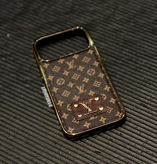 Luxury Phone Case for iPhone 17 / 16 & more – Elegant Daily Protection