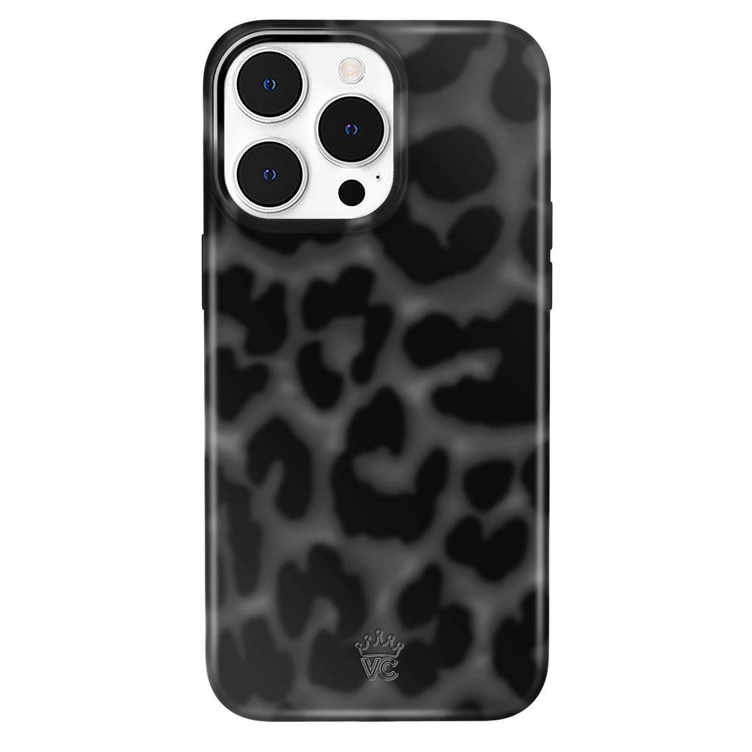 It Girl Black Leopard iPhone Case – Aesthetic Shockproof Phone Cover