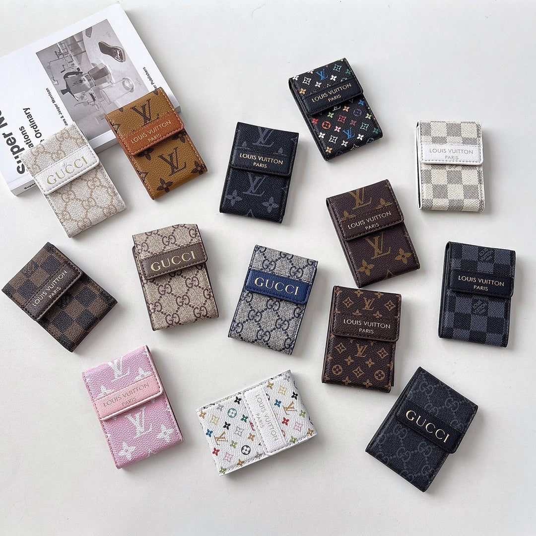 Louis Vuitton Mini cards holder