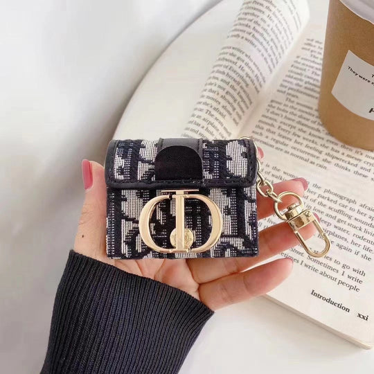 Lux Iconic Luxury AirPods Case - Fashionable Accessory