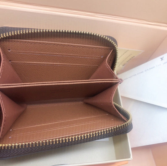 Fashion zipper wallet