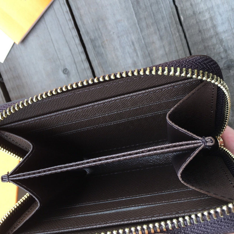 Fashion zipper wallet