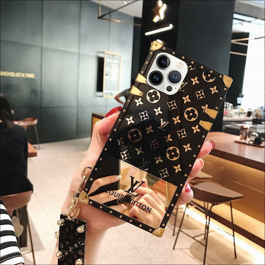 Premium LV Trunk Samsung Phone Case