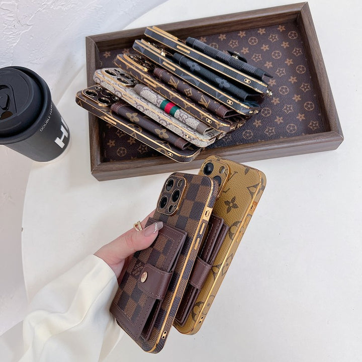 Classic Card Holder iPhone 16 Case – Timeless Luxury Crossbody Design