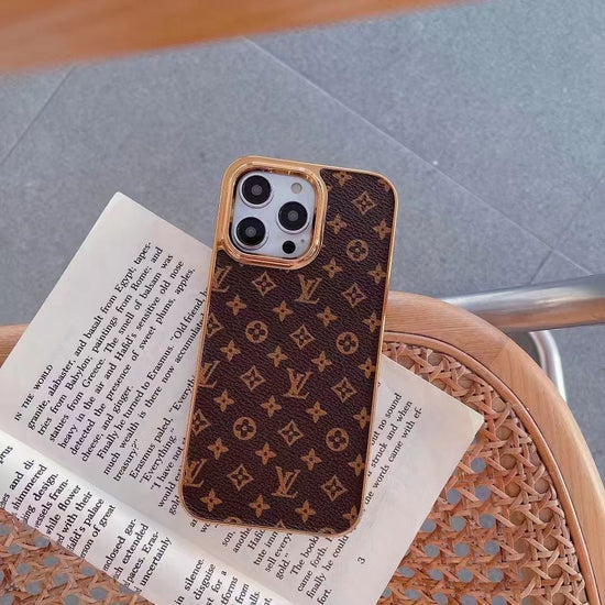 Classic Printed iPhone 16 Case – Luxury Designer Fashion Cover