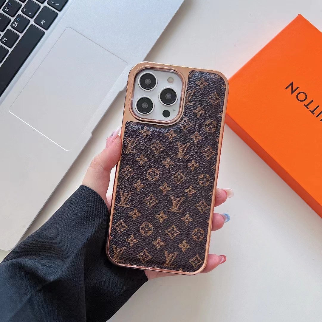 Classic Printed iPhone 16 Case – Luxury Designer Fashion Cover