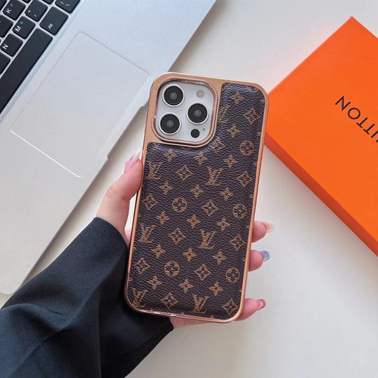 Classic Printed iPhone 16 Case – Luxury Designer Fashion Cover
