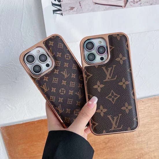 Classic Printed iPhone 16 Case – Luxury Designer Fashion Cover