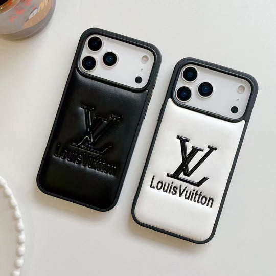 Luxury Ultra-Slim iPhone Case for iPhone 17 / 16 / 15 / 14 – Elegant Designer Look