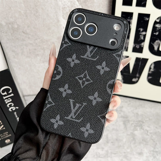 Luxury Phone Case for iPhone 17 / 16 / 15 / 14 – Premium Designer Fashion Cover