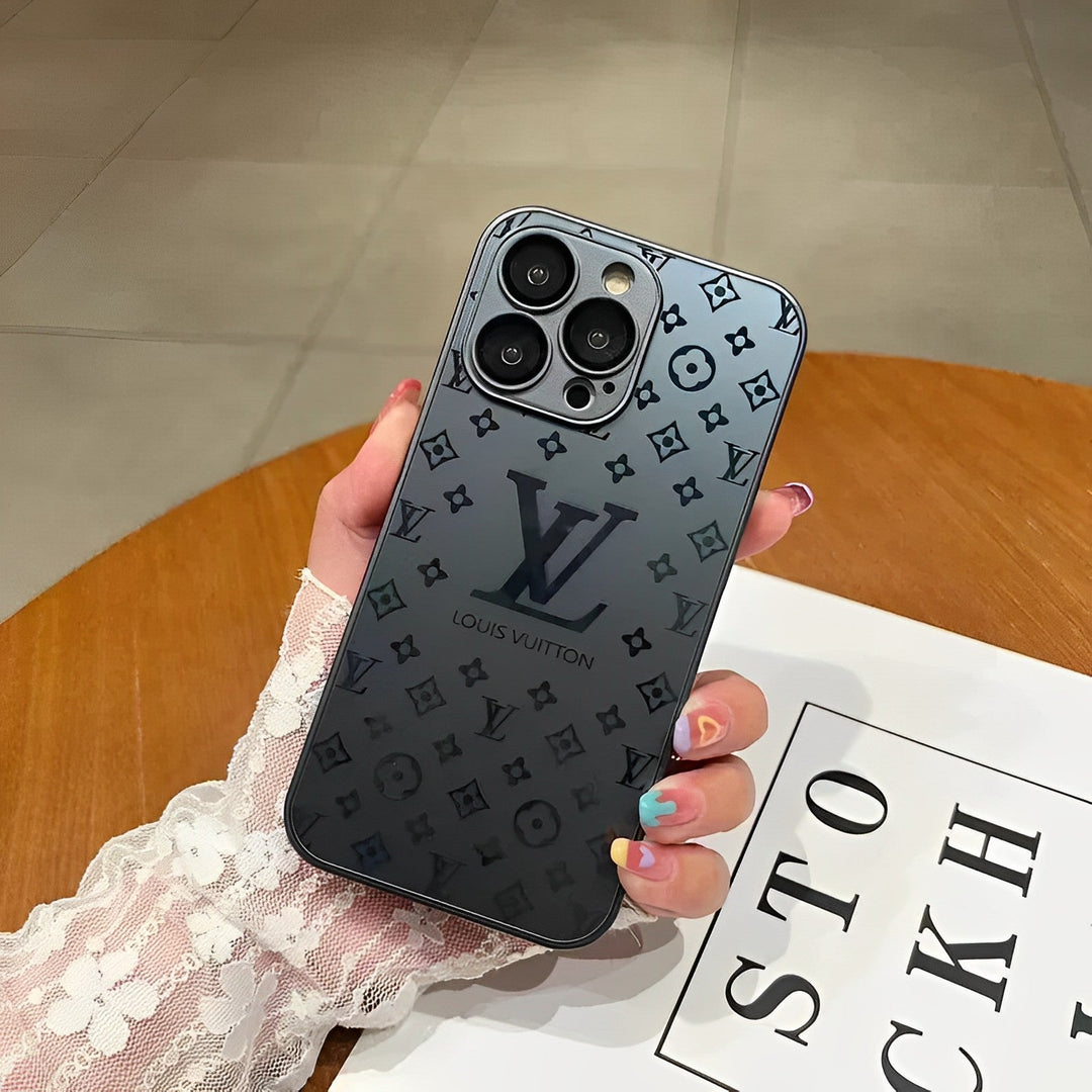 Luxury Matte iPhone Case – Designer Style for iPhone 17 Pro / 16 / 15 / 14