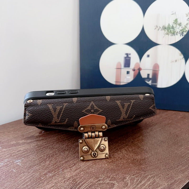 Luxury Lock Card Crossbody iPhone Case for iPhone 17 – Designer Monogram Style