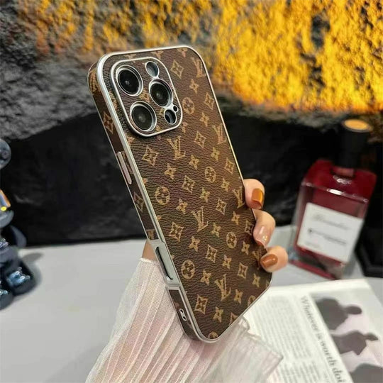 Elegant iPhone 16 Case – Luxury Fashion Designer Phone Cover