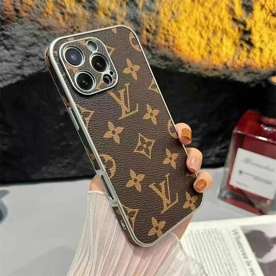 Elegant iPhone 16 Case – Luxury Fashion Designer Phone Cover
