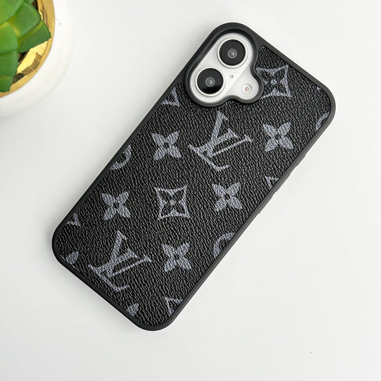 Designer Luxury iPhone 17 Pro Case – Monogram Style Cover