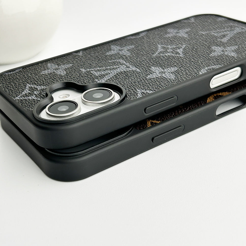 Designer Luxury iPhone 17 Pro Case – Monogram Style Cover