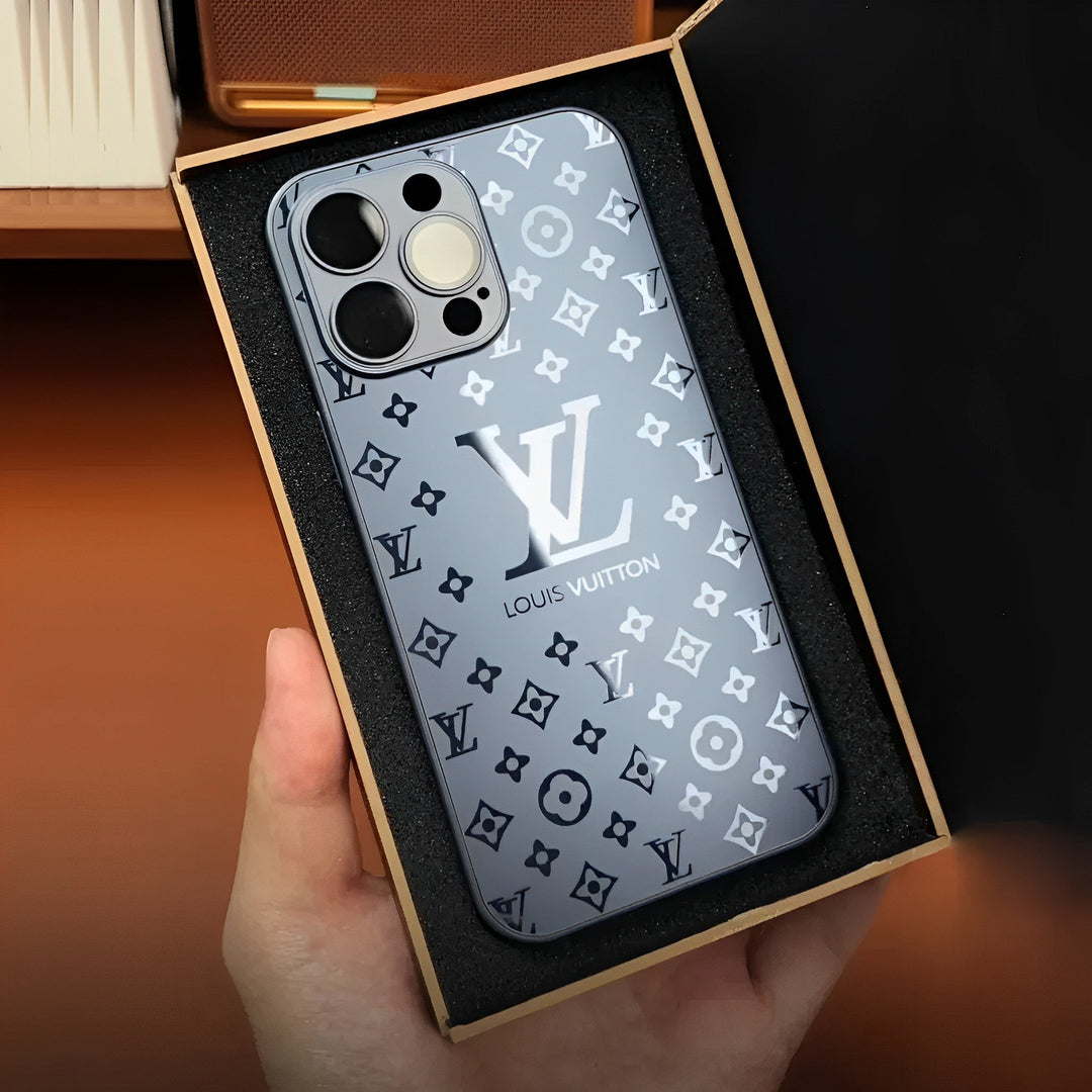 Luxury Matte iPhone Case – Designer Style for iPhone 17 Pro / 16 / 15 / 14