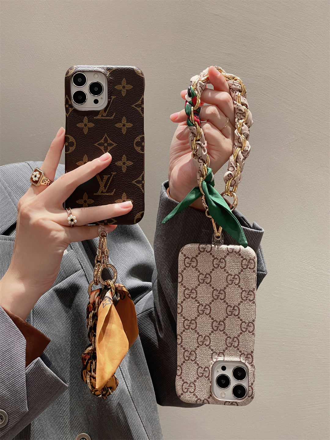 Luxury Canvas iPhone 17 Pro Case with Detachable Silk Scarf – Style Designer Cover