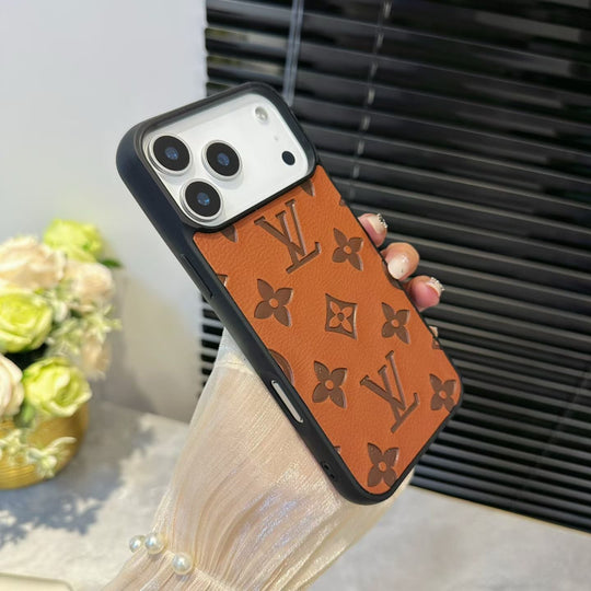 Luxury Style iPhone Case – Premium Designer Cover for iPhone 17 Pro / 16 / 15 / 14