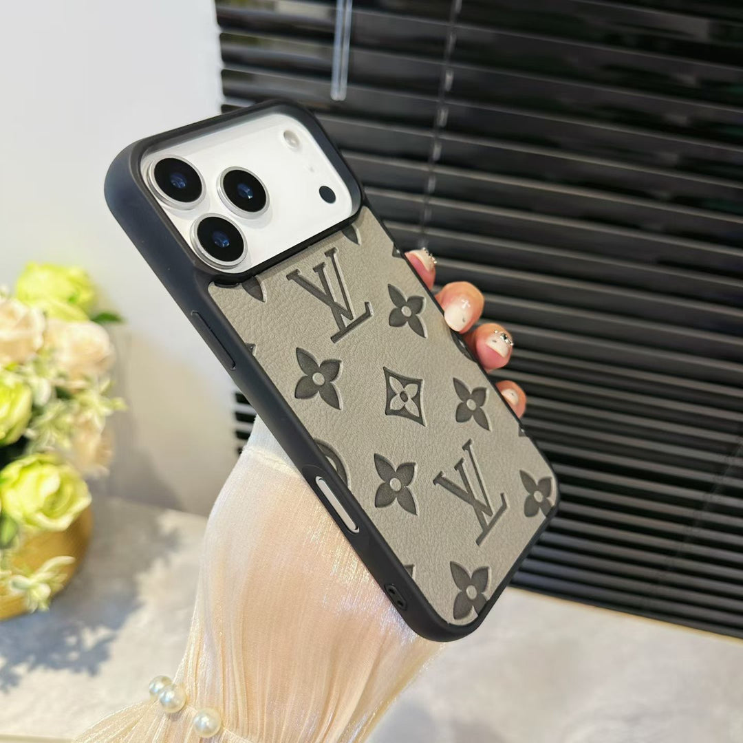 Luxury Style iPhone Case – Premium Designer Cover for iPhone 17 Pro / 16 / 15 / 14