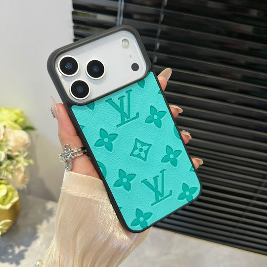 Luxury Style iPhone Case – Premium Designer Cover for iPhone 17 Pro / 16 / 15 / 14