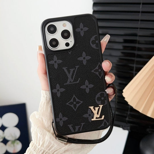 Luxury Hand Chain iPhone Case – Inspired Designer Cover for iPhone 17 Pro Max